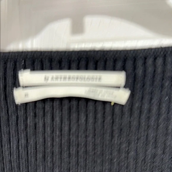 Anthropologie Elegant Black V-Neck Blouse - Picture 5 of 8